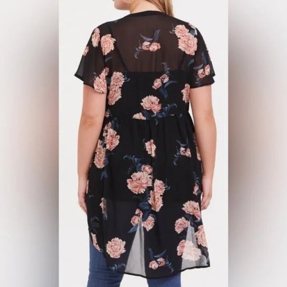 NWOT Torrid Black & Pink Floral Chiffon Babydoll Top Size 6X(30/32) - Picture 4 of 4